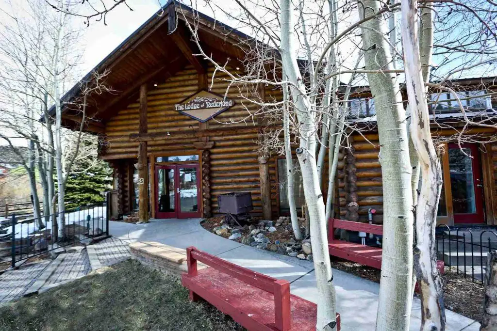 Boulder Creek Lodge